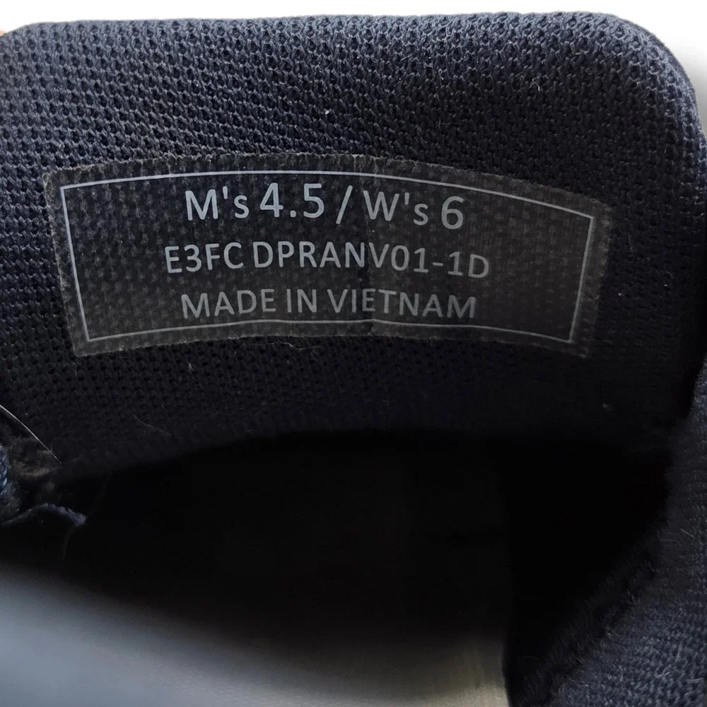 Kizik Prague Sneakers Womens 6 Blue Hands‎ Free Canvas